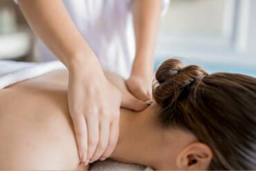 Massage thérapeutique pour gérer le stress au travail